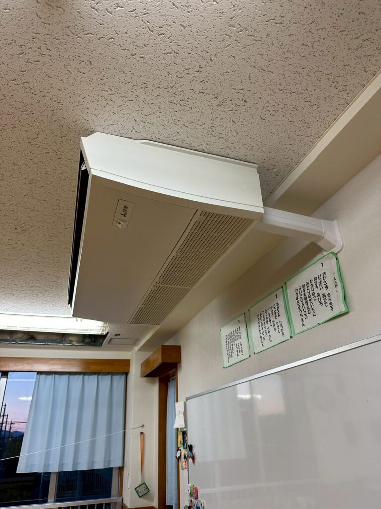 幼稚園業務用エアコン新規工事